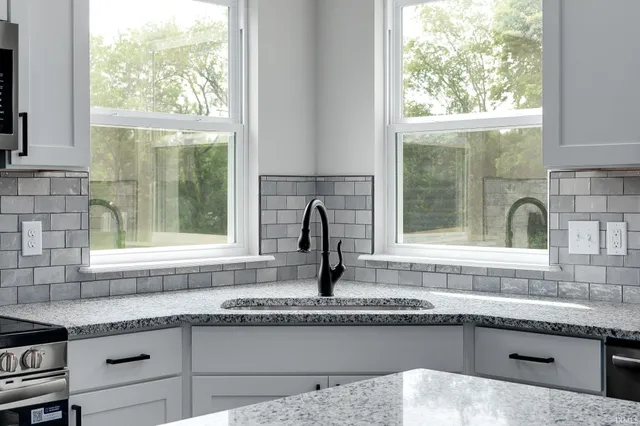 $524,900 | 825 Drydock Drive, Lafayette, IN 47909