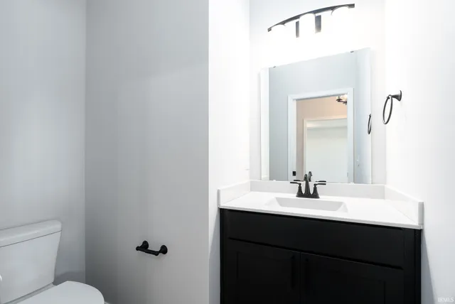 $524,900 | 825 Drydock Drive, Lafayette, IN 47909