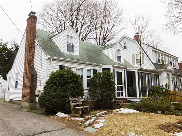 43 Clements Road Waltham, MA 02453 - Photo 1 of 23 Gallery Image 1