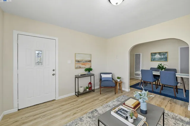 $339,900 | 1113 Rivera Drive, Sacramento, CA 95838