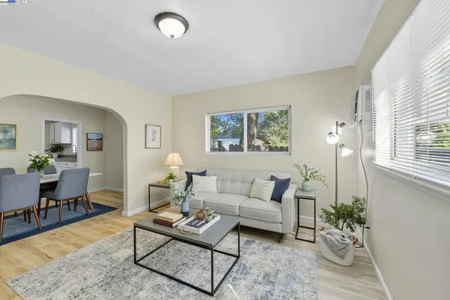 $339,900 | 1113 Rivera Drive, Sacramento, CA 95838