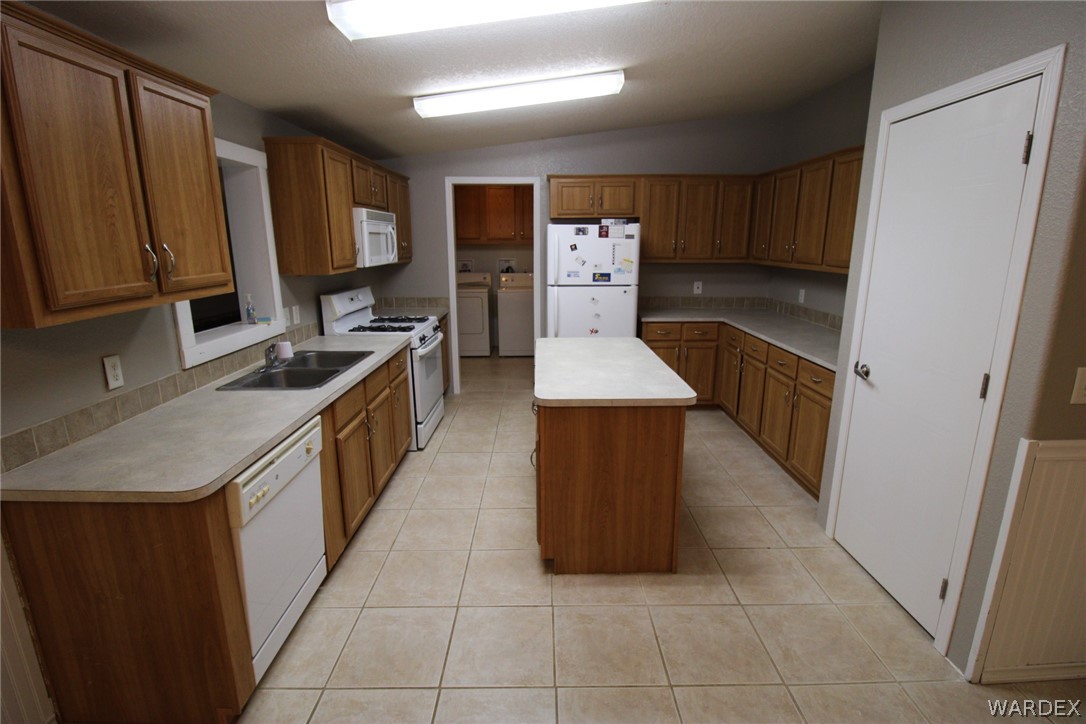 549 Teddy Roosevelt Road Golden Valley, AZ 86413 - Photo 9 of 30 Gallery Image 9