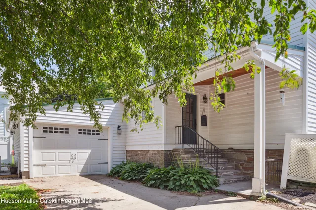 $349,900 | 272 Main Street, Middleburgh, NY 12122