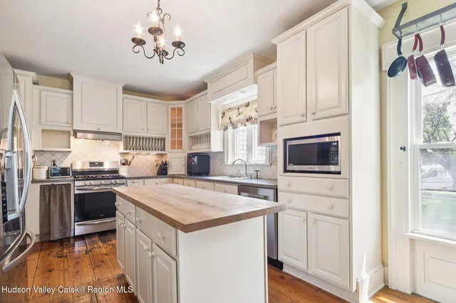 $349,900 | 272 Main Street, Middleburgh, NY 12122