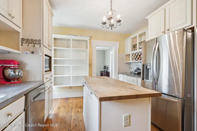 $349,900 | 272 Main Street, Middleburgh, NY 12122