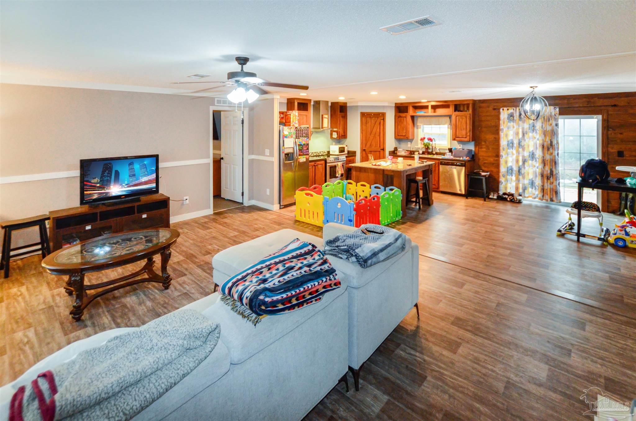 7489 Reformation Road Milton, FL 32583 - Photo 5 of 23 Gallery Image 5