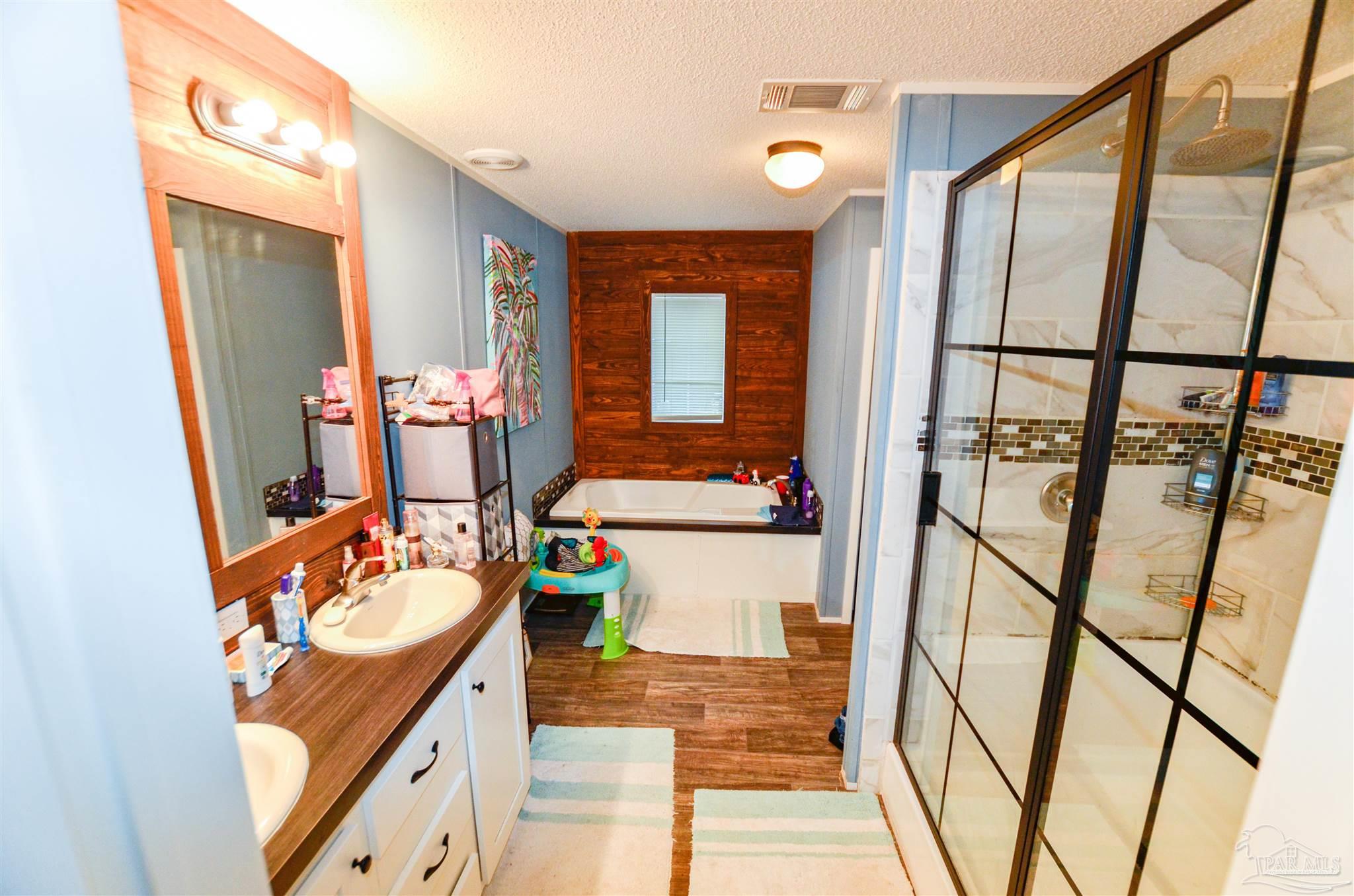 7489 Reformation Road Milton, FL 32583 - Photo 8 of 23 Gallery Image 8