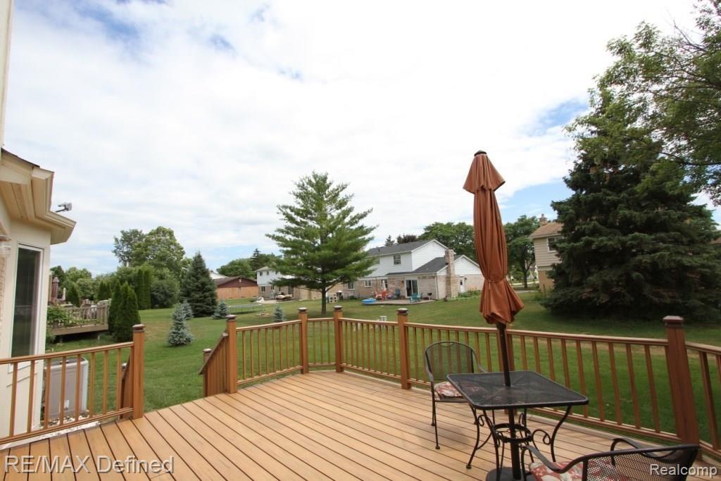 2878 Santia Road Troy, MI 48085 - Photo 4 of 25