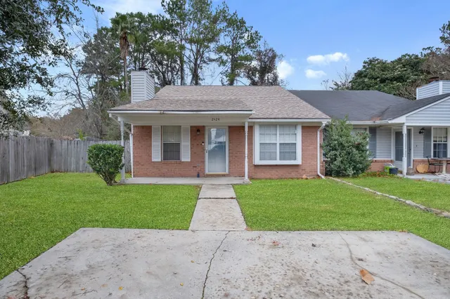 $1,500 | 2424 Ian Drive, Tallahassee, FL 32303