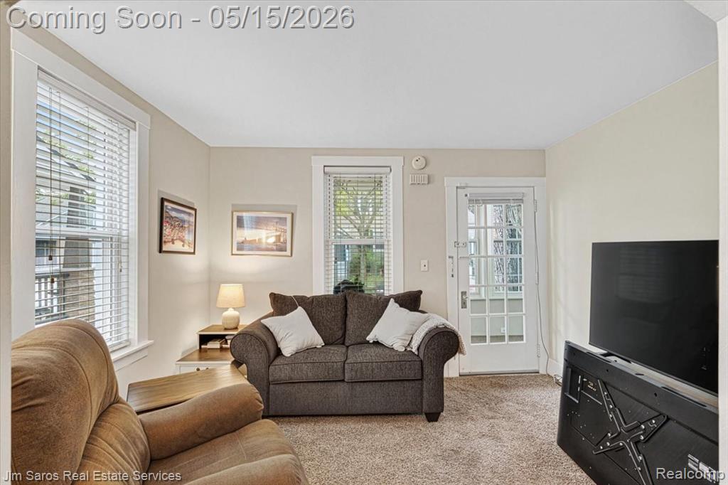 124 Muir Road Grosse Pointe, MI 48236 - Photo 8 of 21