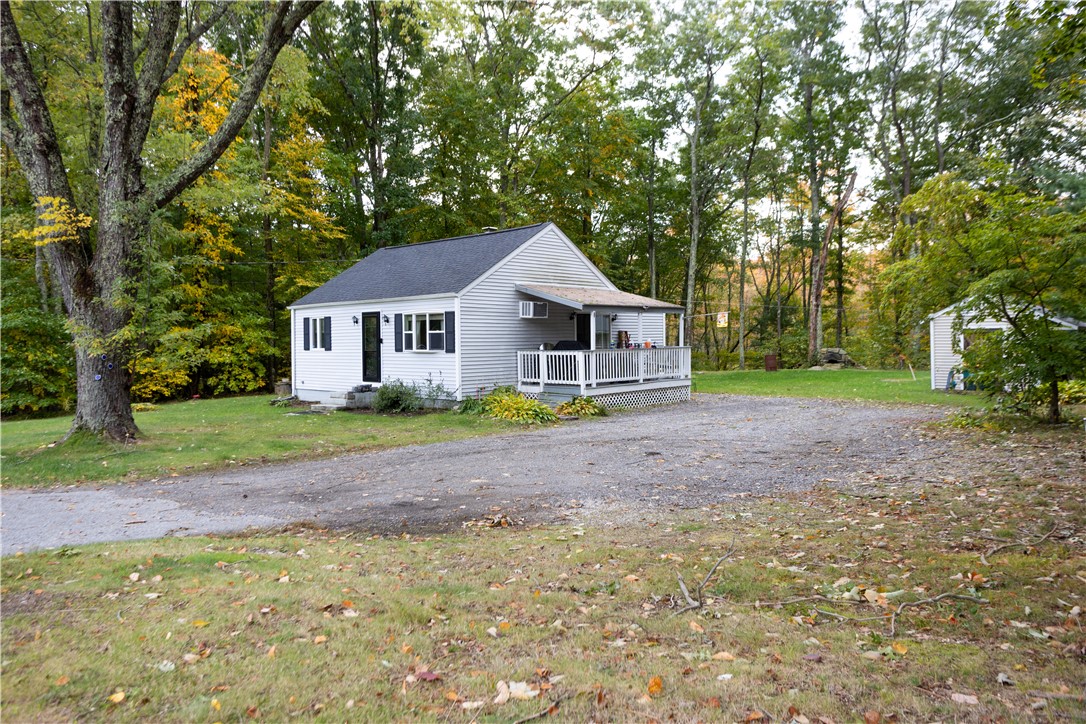 188 Snake Hill Road Glocester, RI 02857 - Photo 2 of 20 Gallery Image 2