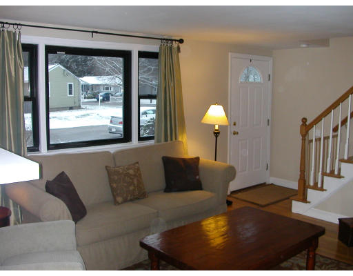 23 Middlesex Road Sharon, MA 02067 - Photo 4 of 14 Gallery Image 4