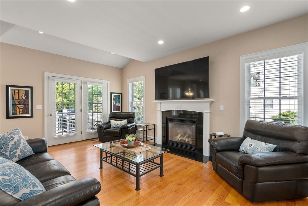 77 Cedar Street Wellesley, MA 02481 - Photo 12 of 39