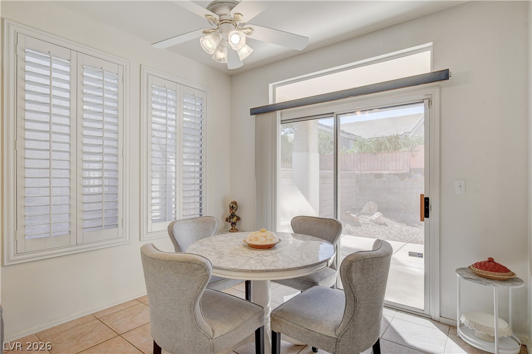 2165 Chapman Ranch Drive Henderson, NV 89012 - Photo 14 of 38 dining room