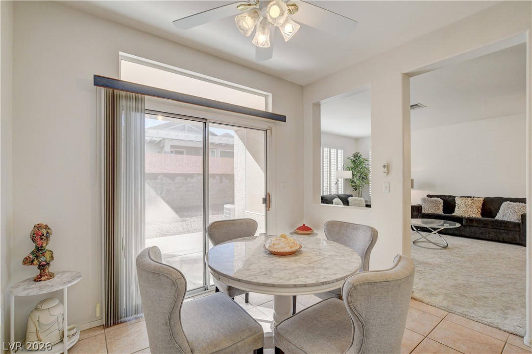 2165 Chapman Ranch Drive Henderson, NV 89012 - Photo 15 of 38 dining room
