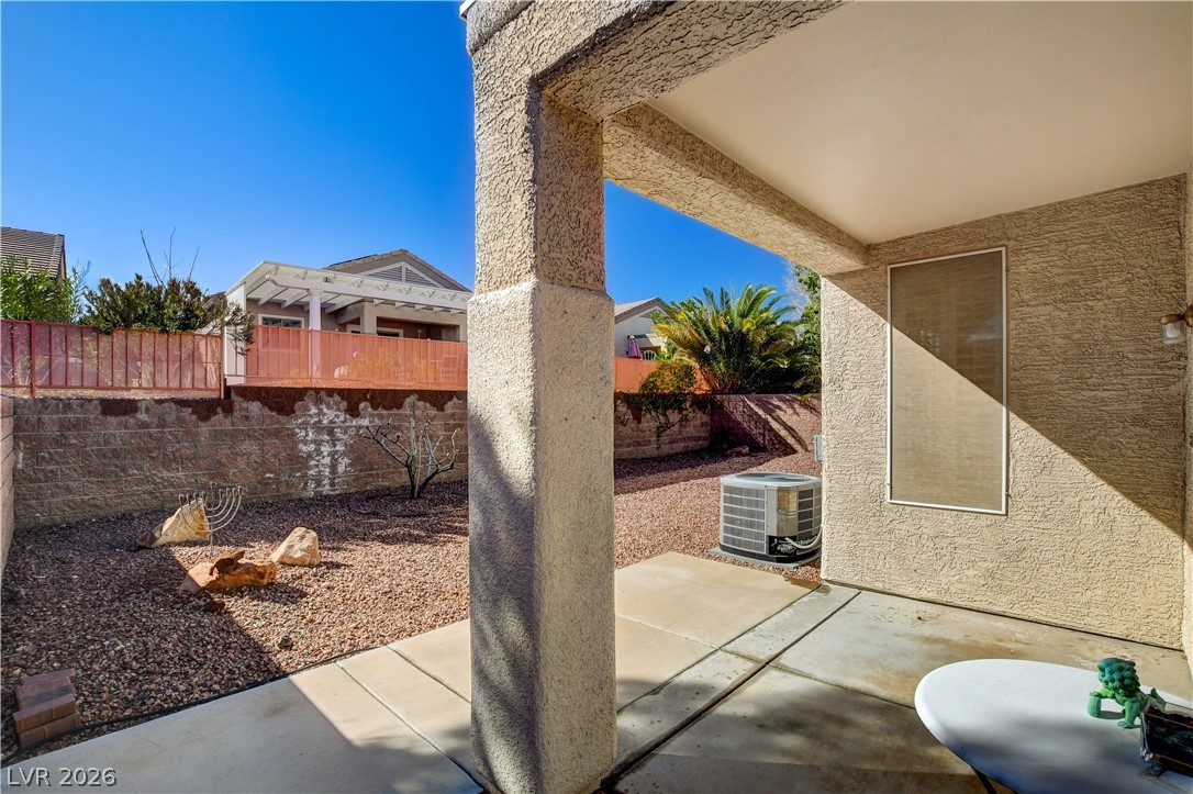 2165 Chapman Ranch Drive Henderson, NV 89012 - Photo 33 of 38 covered patio