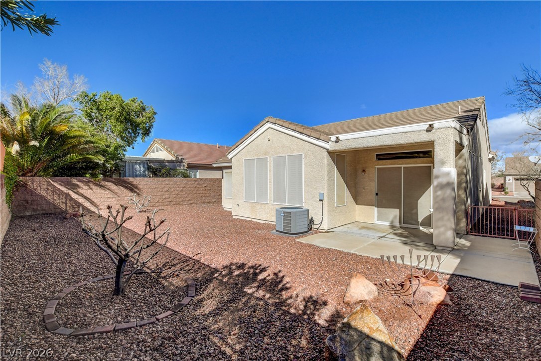 2165 Chapman Ranch Drive Henderson, NV 89012 - Photo 34 of 38 back yard