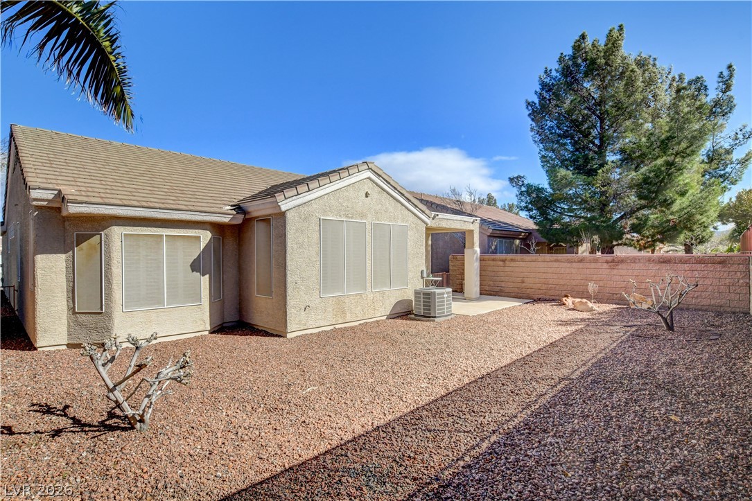 2165 Chapman Ranch Drive Henderson, NV 89012 - Photo 35 of 38 back yard
