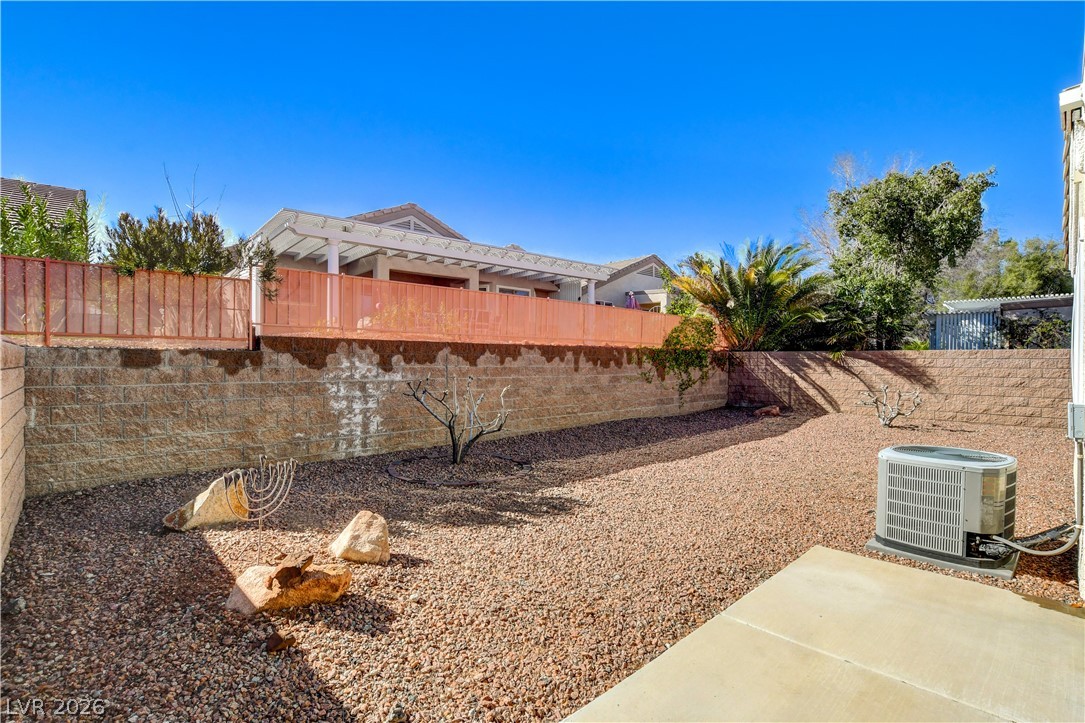 2165 Chapman Ranch Drive Henderson, NV 89012 - Photo 36 of 38 back yard