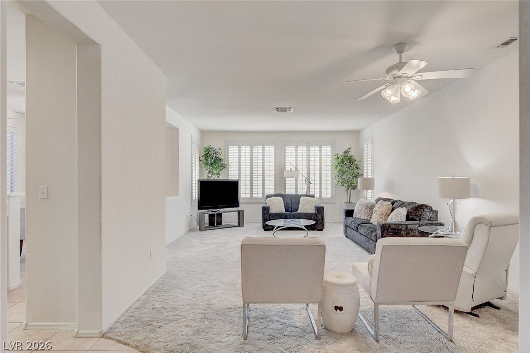 2165 Chapman Ranch Drive Henderson, NV 89012 - Photo 8 of 38 Living room
