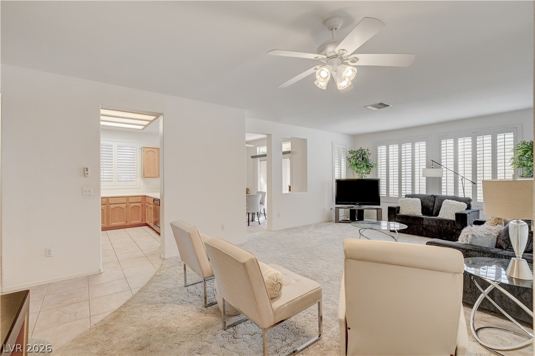 2165 Chapman Ranch Drive Henderson, NV 89012 - Photo 9 of 38 Living Room