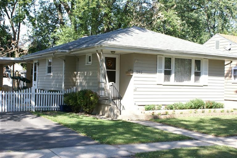 245 South Ridge Street Crown Point, IN 46307 - Photo 1 of 10 768x513