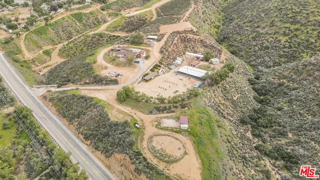 $1,299,999 | 11426 Sierra Highway, Santa Clarita, CA 91390