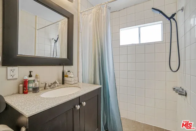 $1,299,999 | 11426 Sierra Highway, Santa Clarita, CA 91390