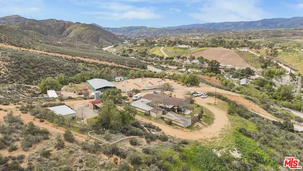 $1,299,999 | 11426 Sierra Highway, Santa Clarita, CA 91390