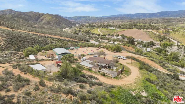 $1,299,999 | 11426 Sierra Highway, Santa Clarita, CA 91390