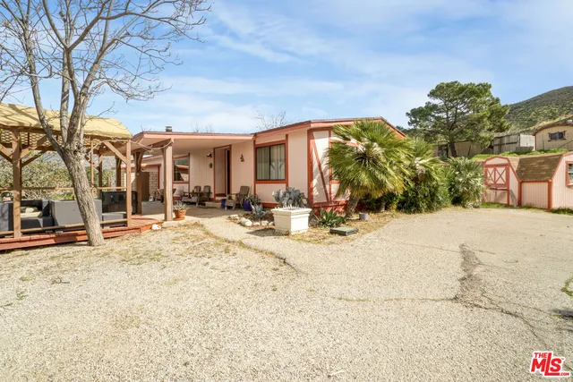 $1,299,999 | 11426 Sierra Highway, Santa Clarita, CA 91390