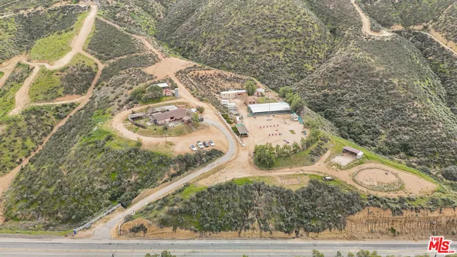 $1,299,999 | 11426 Sierra Highway, Santa Clarita, CA 91390