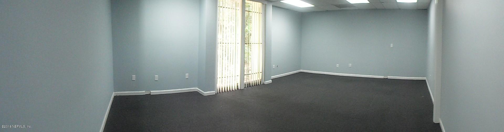 3115 Spring Glen Road, Unit 502 Jacksonville, FL 32207 - Photo 7 of 9 6