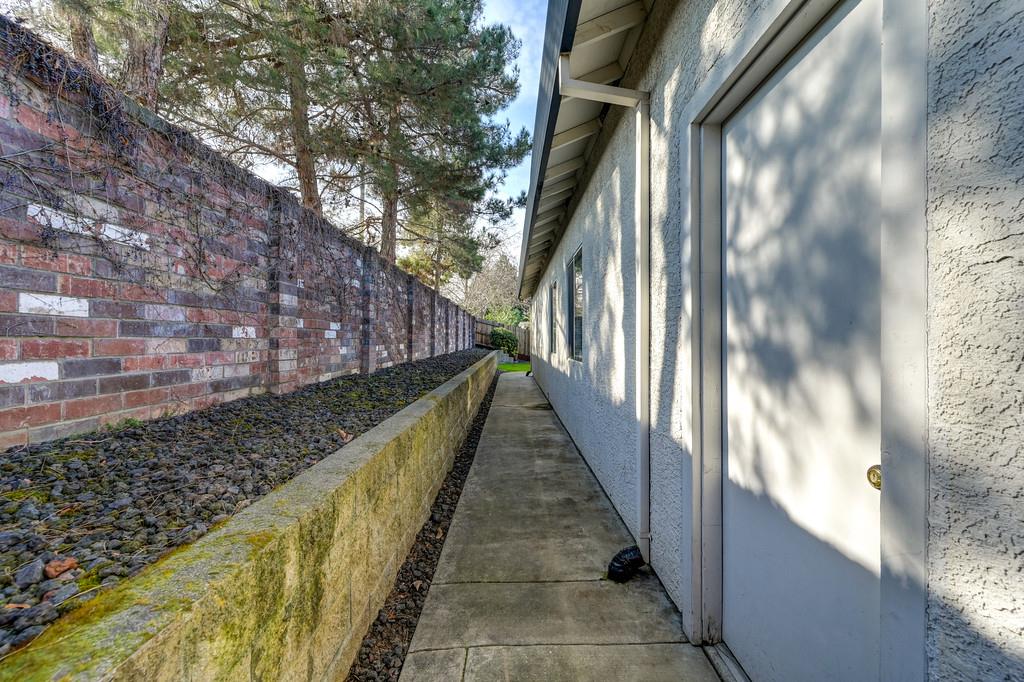 9594 Prost Court Elk Grove, CA 95758 - Photo 45 of 46