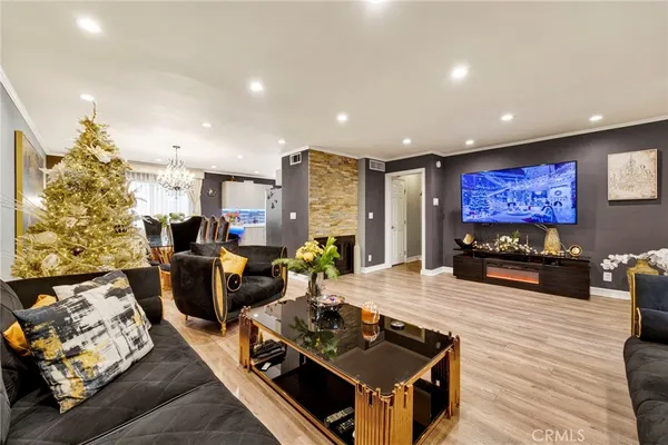 $835,000 | 7764 VÃa Capri, Burbank, CA 91504