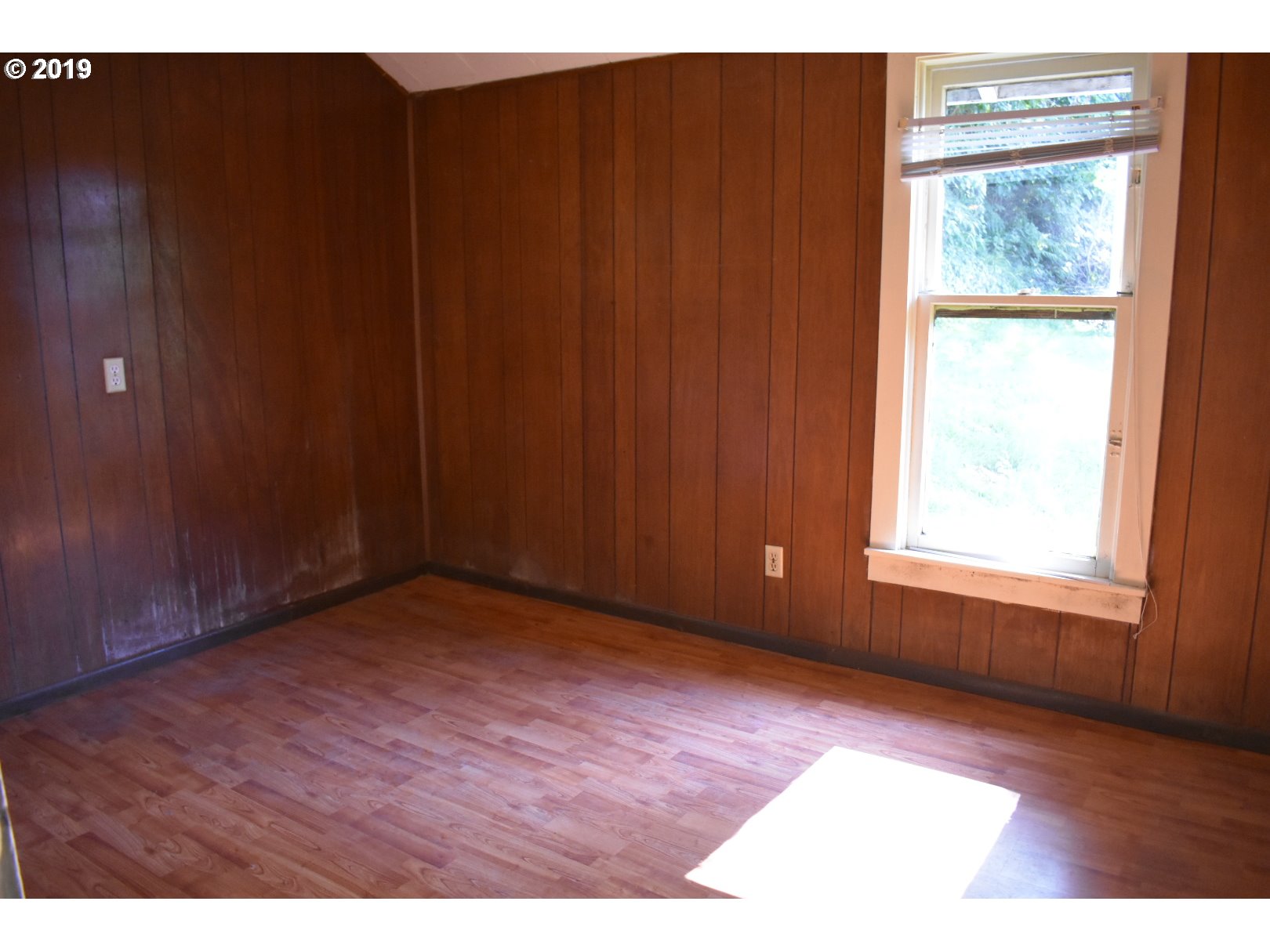 256 Elm Avenue Reedsport, OR 97467 - Photo 8 of 13