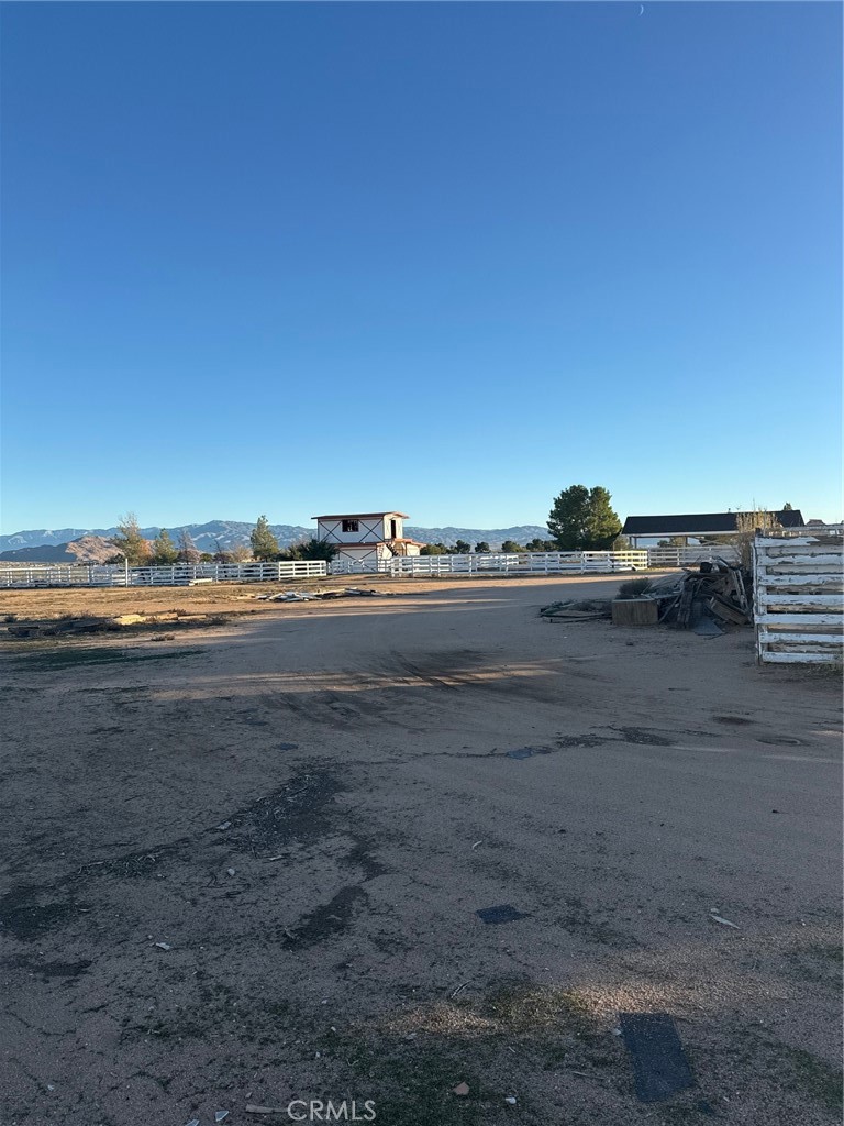 16100 Navajo Road, Unit 2 Apple Valley, CA 92307 - Photo 13 of 38
