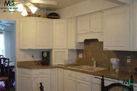 103 Stratford Lane Rochester, MI 48309 - Photo 6 of 9 172011-5.JPG