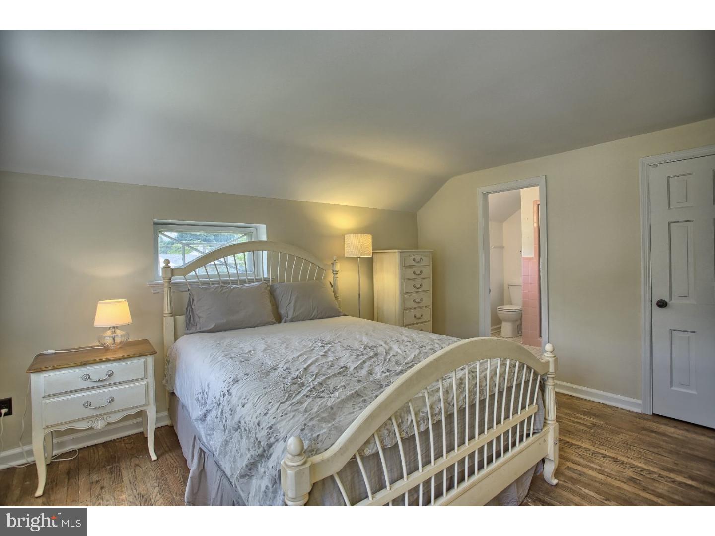 154 Beechwood Road Newtown Square, PA 19073 - Photo 18 of 25 Bedroom - Main