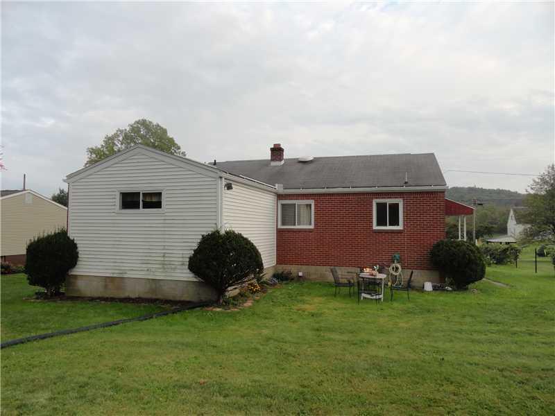 9 Michael Road Cheswick, PA 15024 - Photo 18 of 25 Exterior Back.