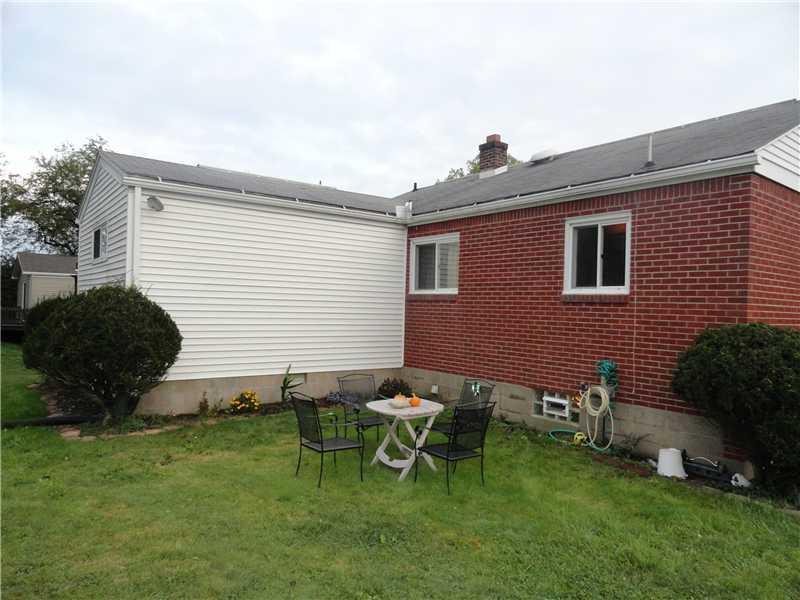 9 Michael Road Cheswick, PA 15024 - Photo 19 of 25 Exterior Back.