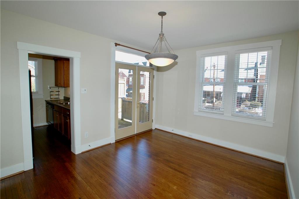 2 Dawson Court Pittsburgh, PA 15213 - Photo 13 of 34 Dining room, French doors to deck