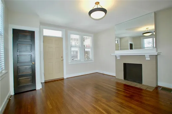 $2,050 | 2 Dawson Court, Pittsburgh, PA 15213