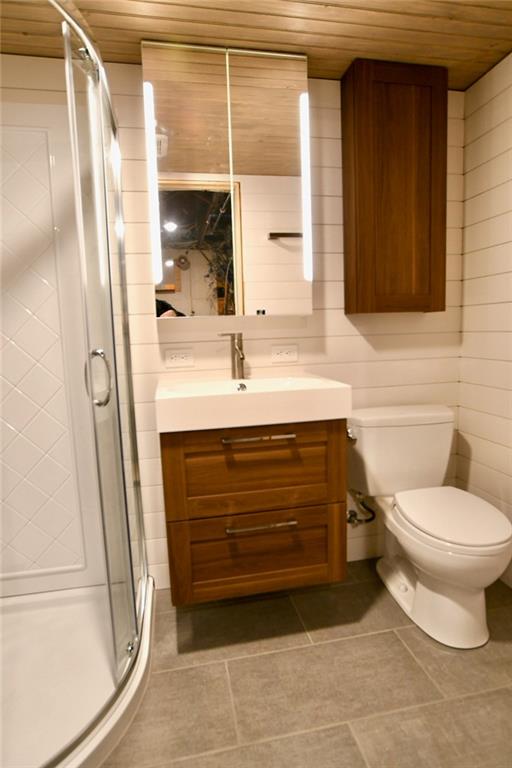 2 Dawson Court Pittsburgh, PA 15213 - Photo 23 of 34 Basement full bathroom