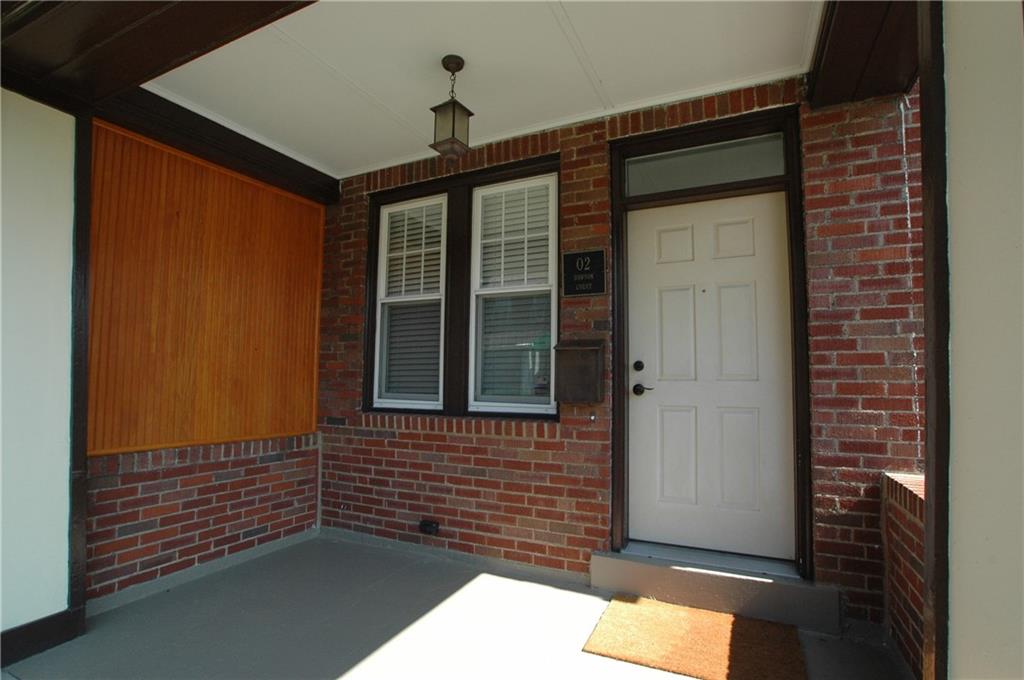 2 Dawson Court Pittsburgh, PA 15213 - Photo 4 of 34 #02 Dawson Ct entrance, large private porch with privacy panel