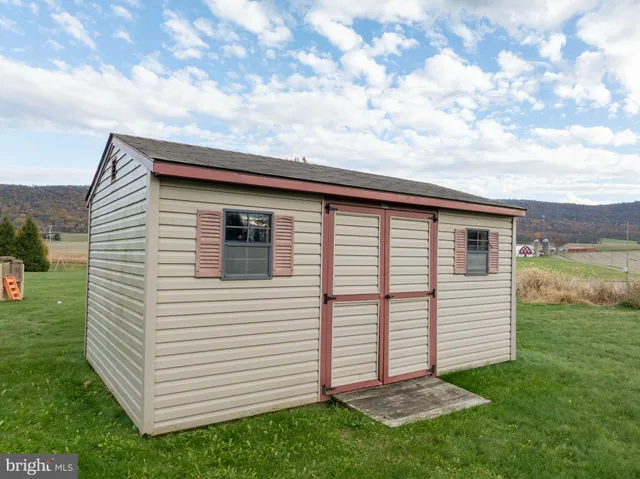 $395,900 | 245 Archers Glen Circle, Bellefonte, PA 16823