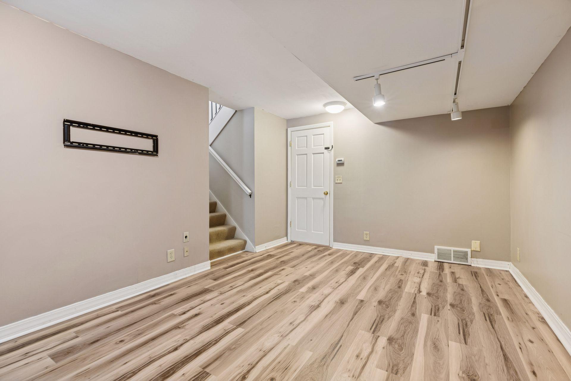 2024 Crosby Road Wayzata, MN 55391 - Photo 15 of 29