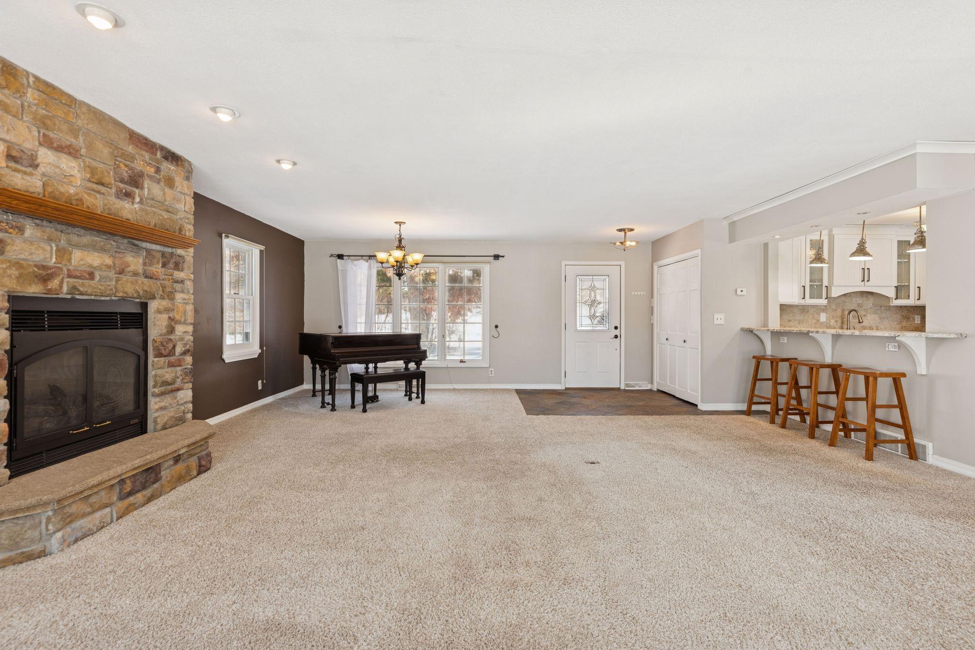 2024 Crosby Road Wayzata, MN 55391 - Photo 2 of 29