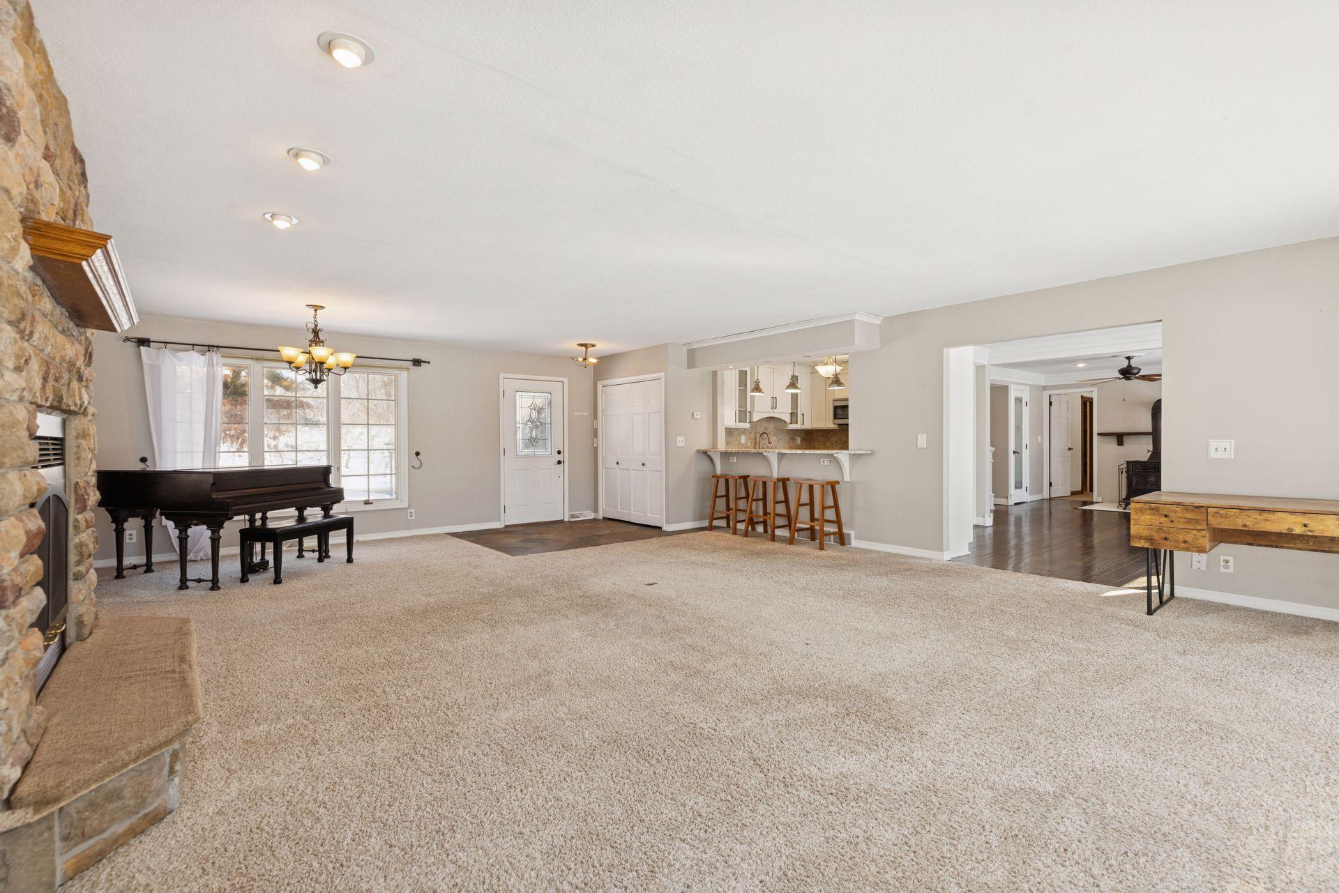 2024 Crosby Road Wayzata, MN 55391 - Photo 4 of 29