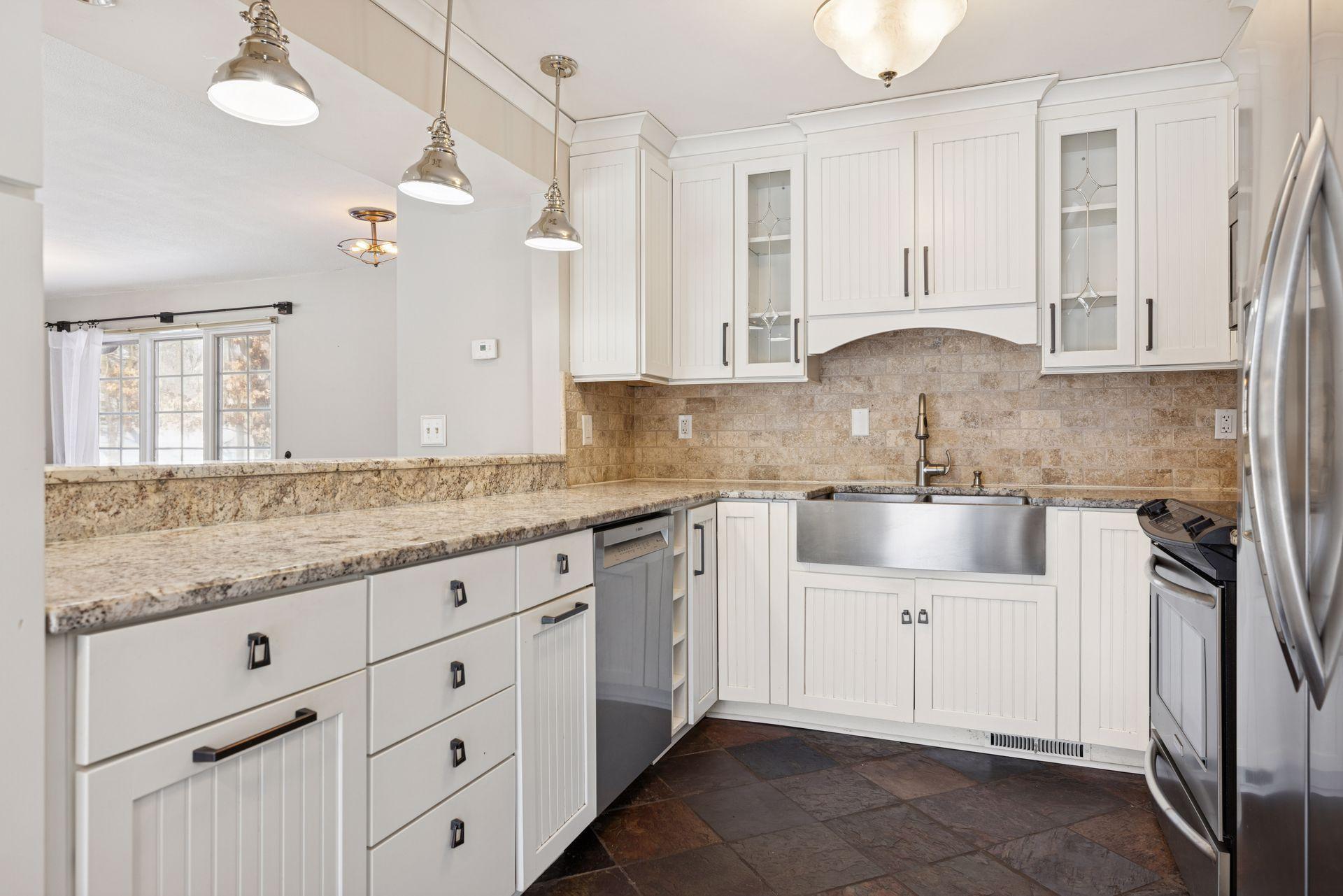 2024 Crosby Road Wayzata, MN 55391 - Photo 5 of 29